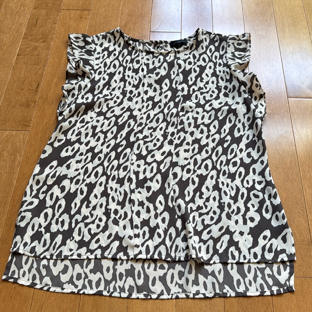 The Limited Leopard Top in Medium